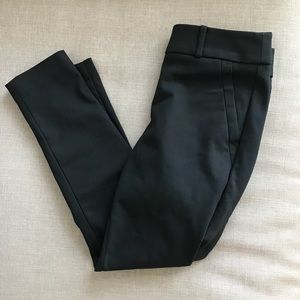Skinny 00 Petite Ann Taylor Black Trousers